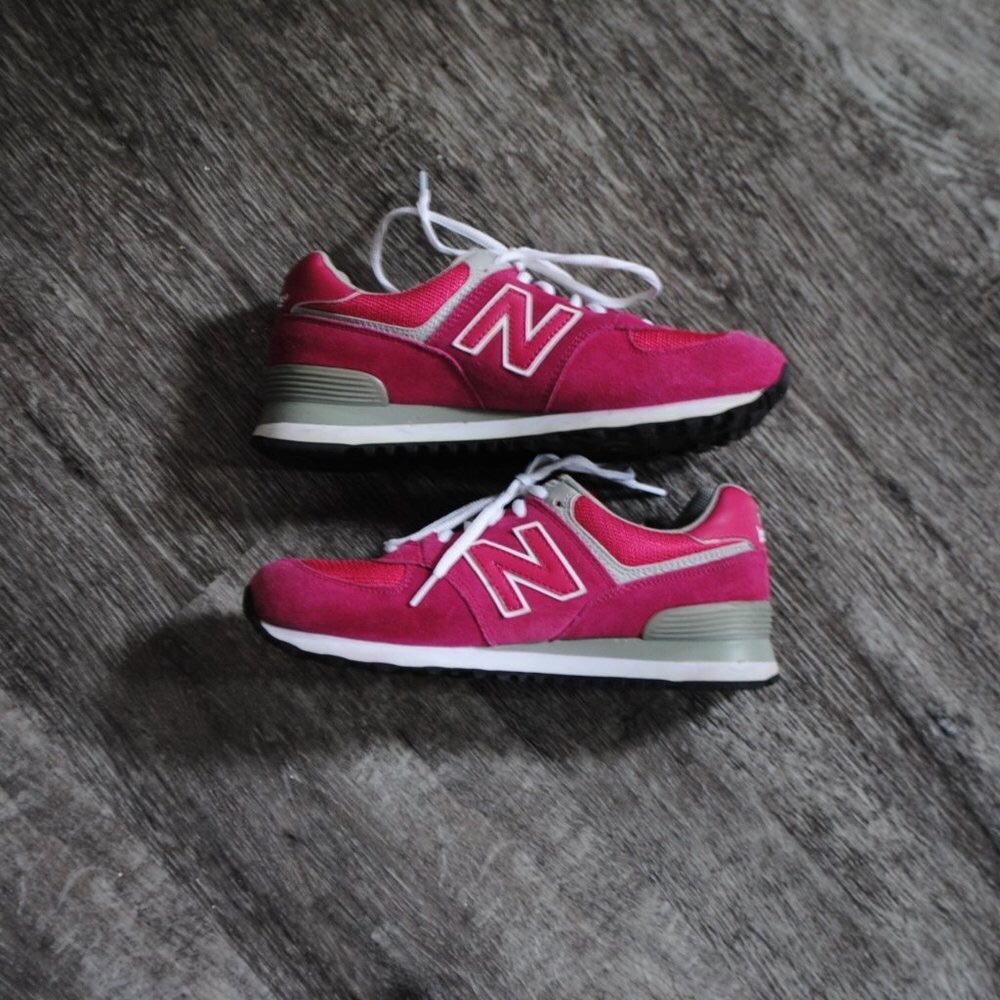 New Balance Hot Pink Vintage Sneaker